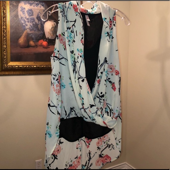 Xhiliration layered black and white floral blouse​ - Picture 7 of 7